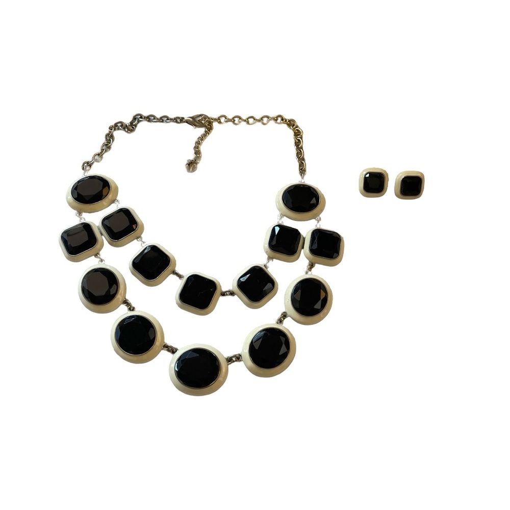 Talbots necklace and earrings set OS